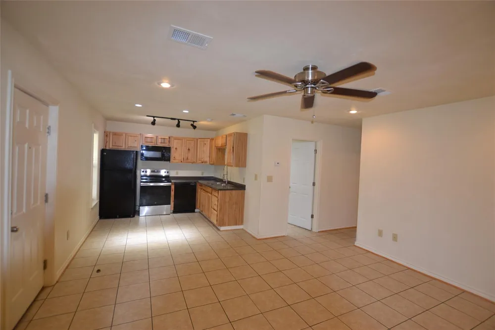 253 Old Groveton Road S Onalaska, TX 77360