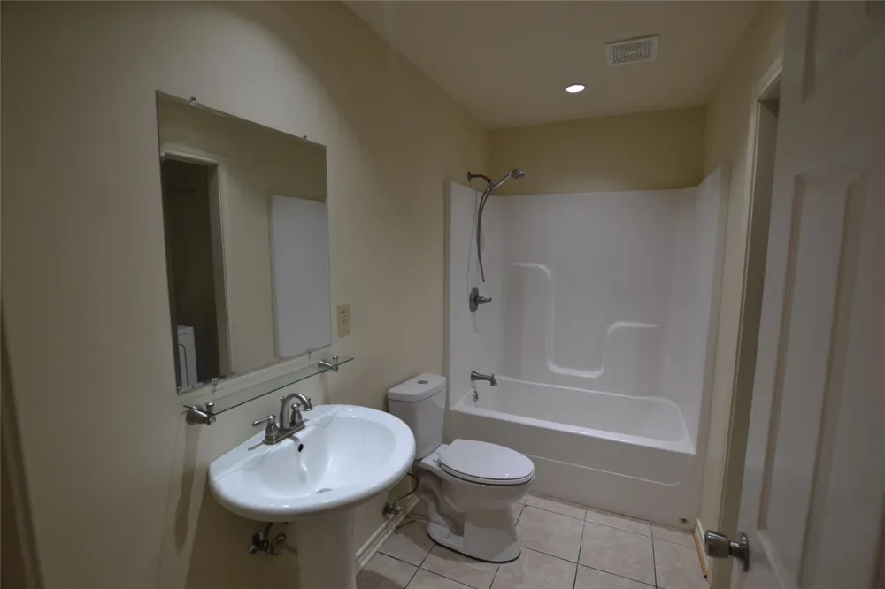 253 Old Groveton Road S Onalaska, TX 77360