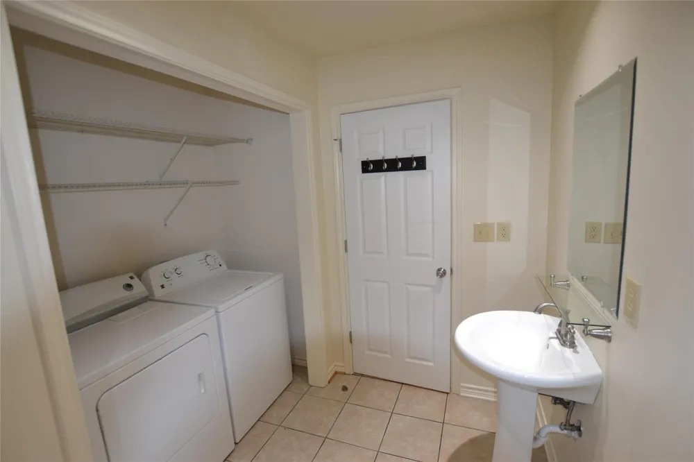 253 Old Groveton Road S Onalaska, TX 77360