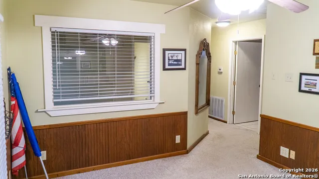 730 Main Utopia, TX 78884