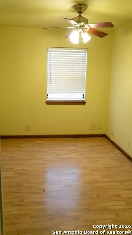730 Main Utopia, TX 78884
