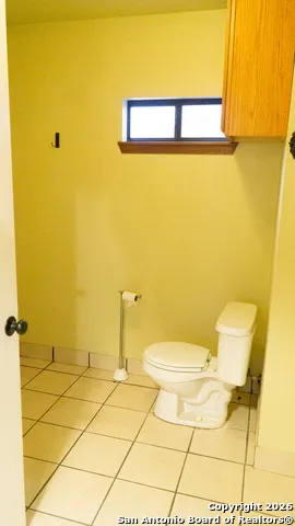 730 Main Utopia, TX 78884