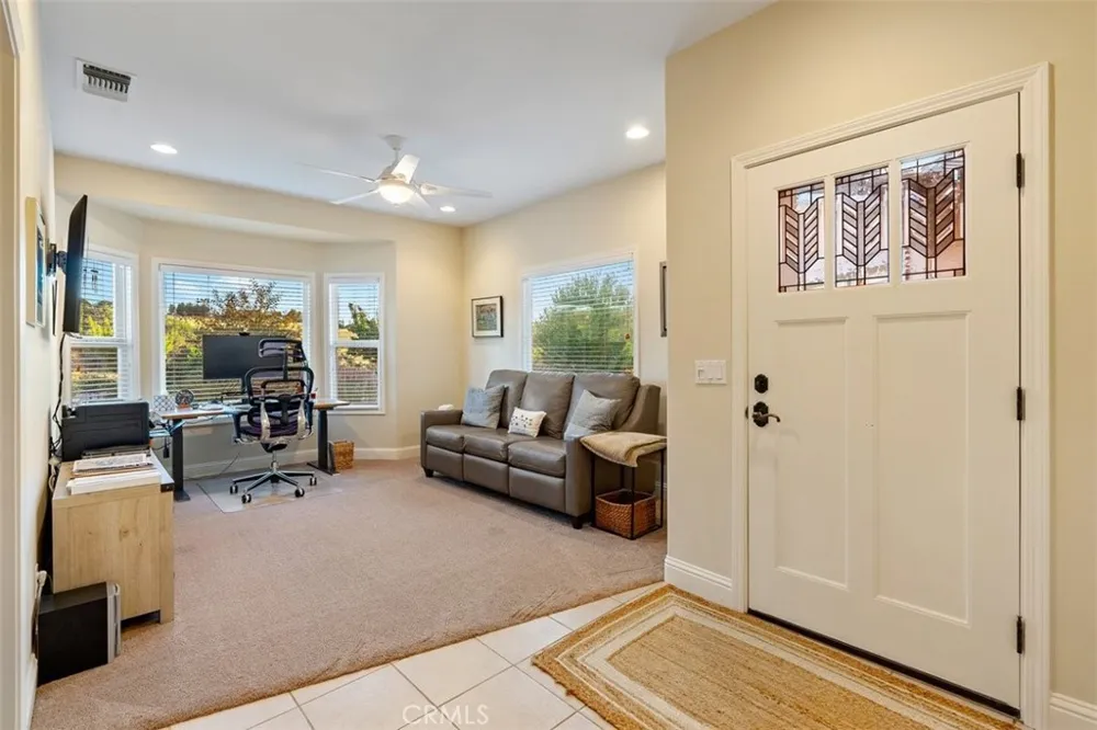 2035 Calle Pattito Templeton, CA 93465