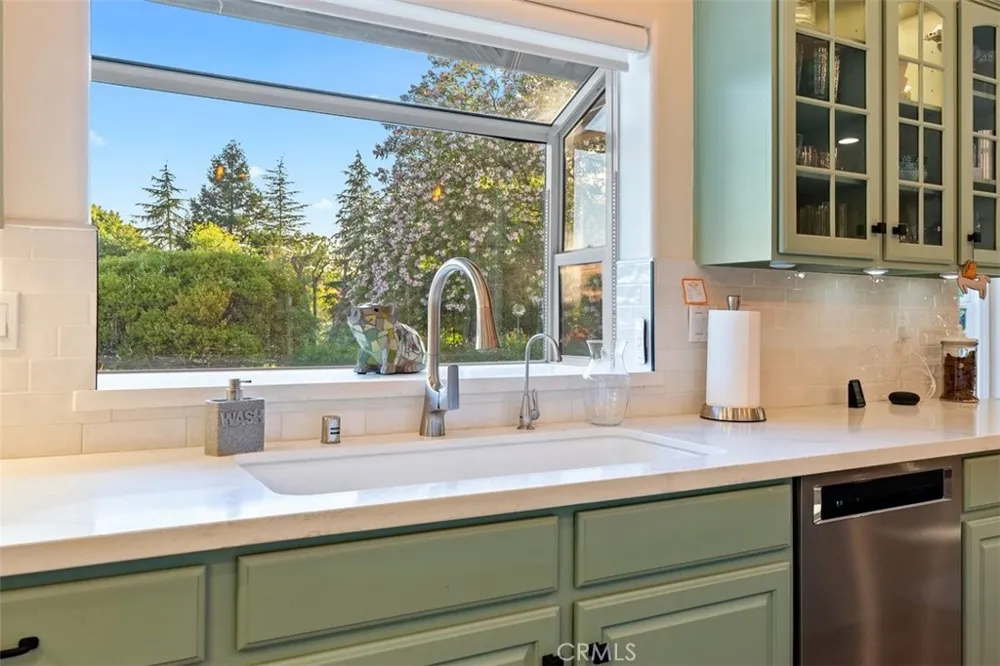 2035 Calle Pattito Templeton, CA 93465