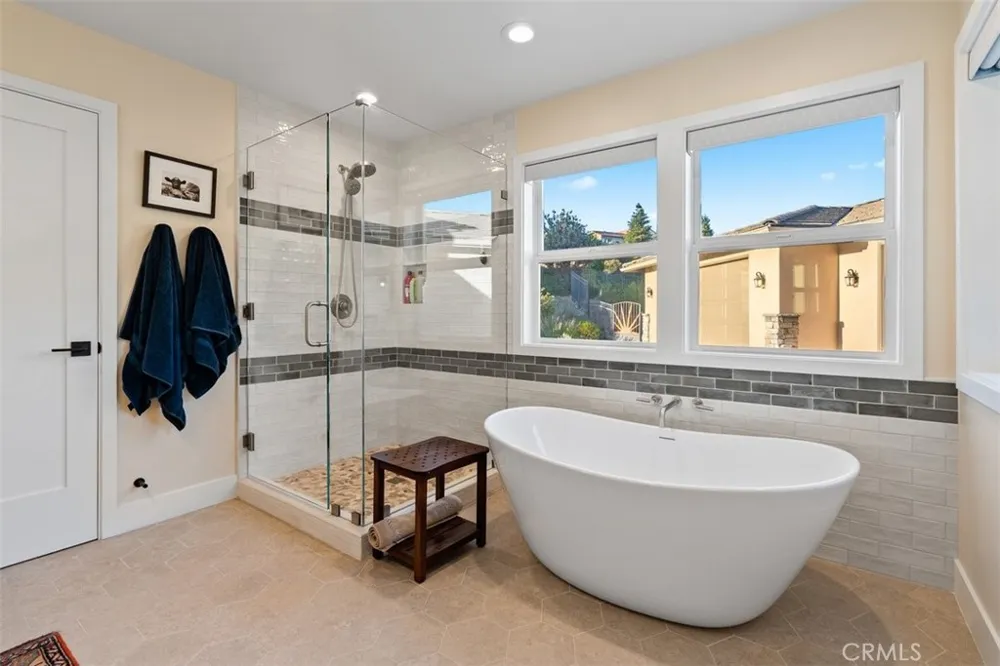 2035 Calle Pattito Templeton, CA 93465