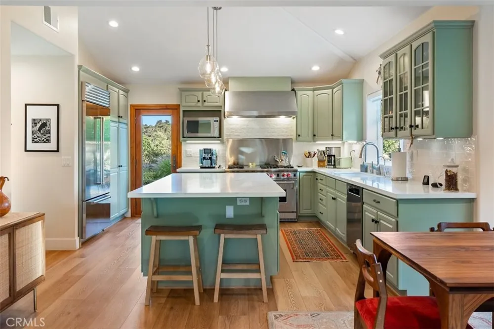2035 Calle Pattito Templeton, CA 93465