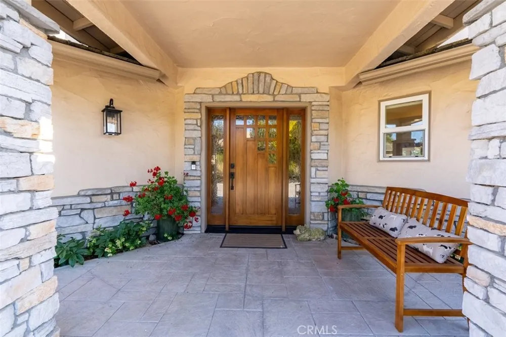2035 Calle Pattito Templeton, CA 93465