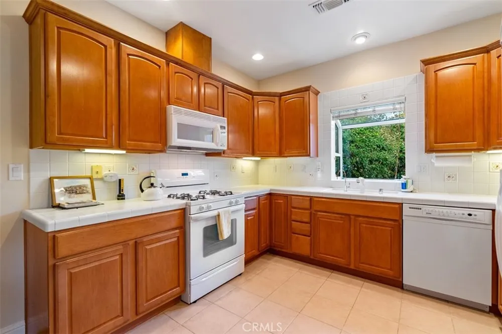 2035 Calle Pattito Templeton, CA 93465