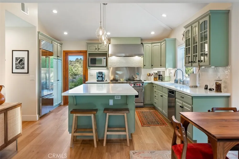 2035 Calle Pattito Templeton, CA 93465