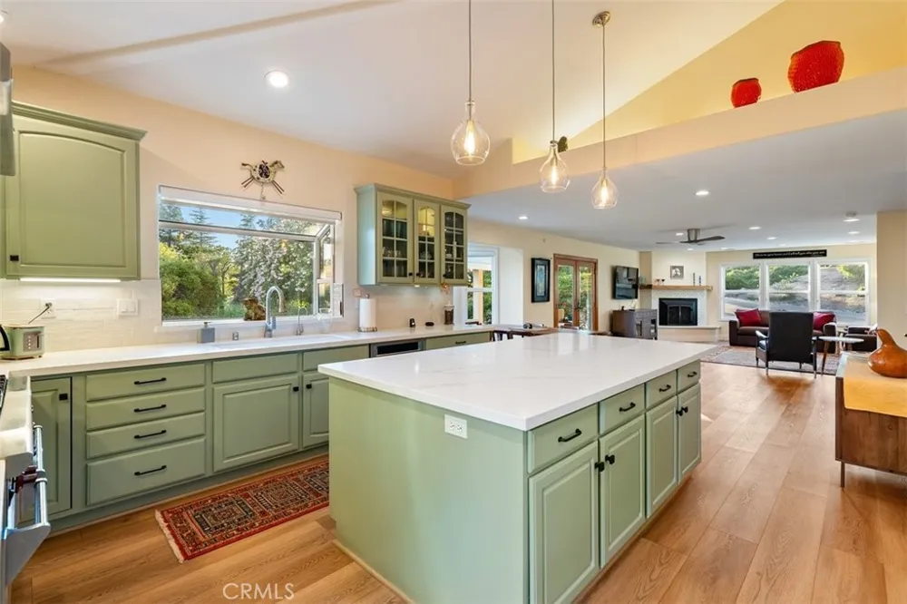 2035 Calle Pattito Templeton, CA 93465