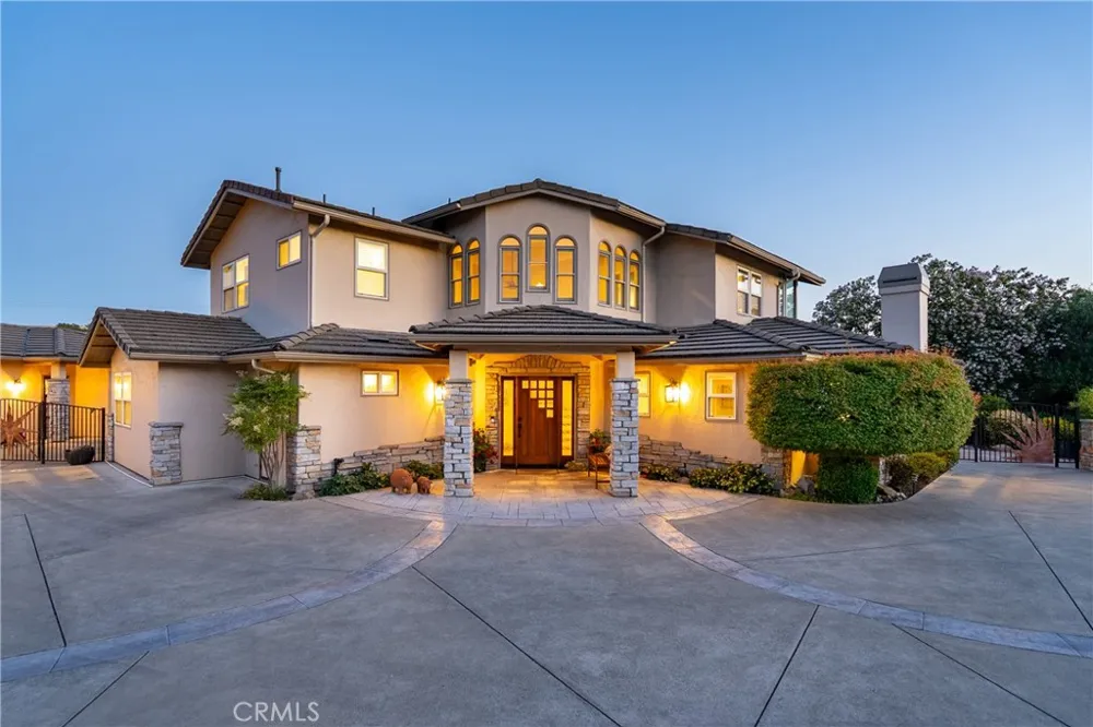 2035 Calle Pattito Templeton, CA 93465