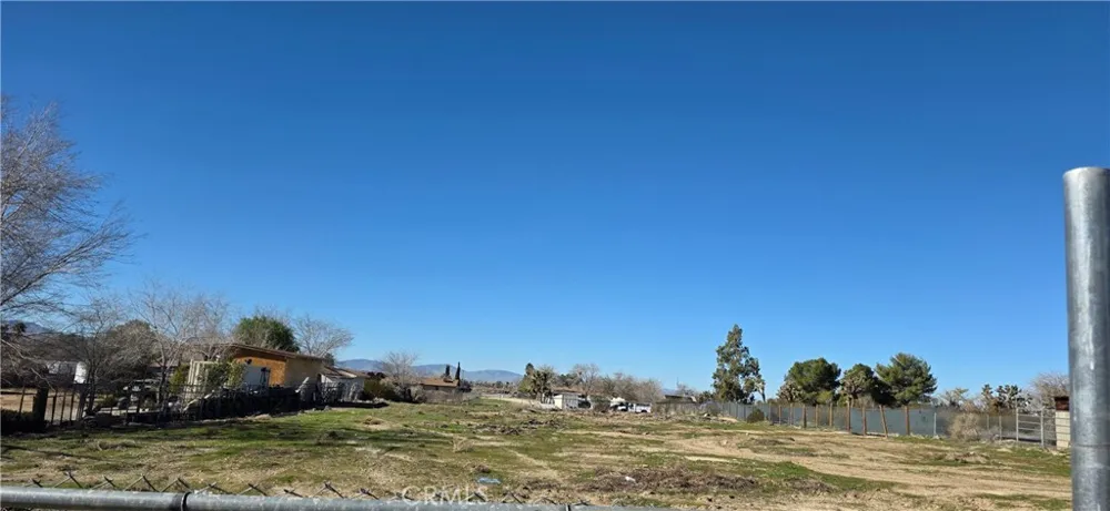 152nd Ste/Vic Lake Los Angeles, CA 93535