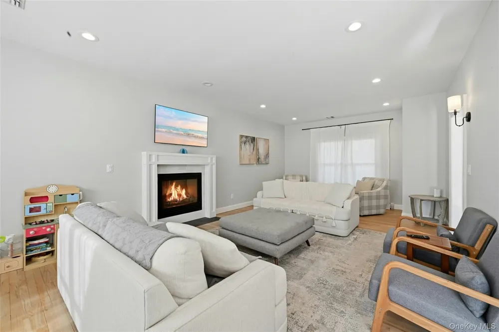 60 Water Terrace Southold, NY 11971