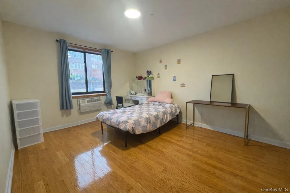 7548 Parsons Boulevard #2A Fresh Meadows, NY 11366