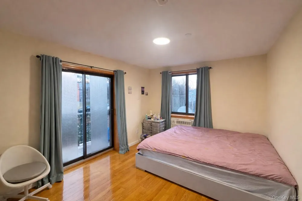 7548 Parsons Boulevard #2A Fresh Meadows, NY 11366