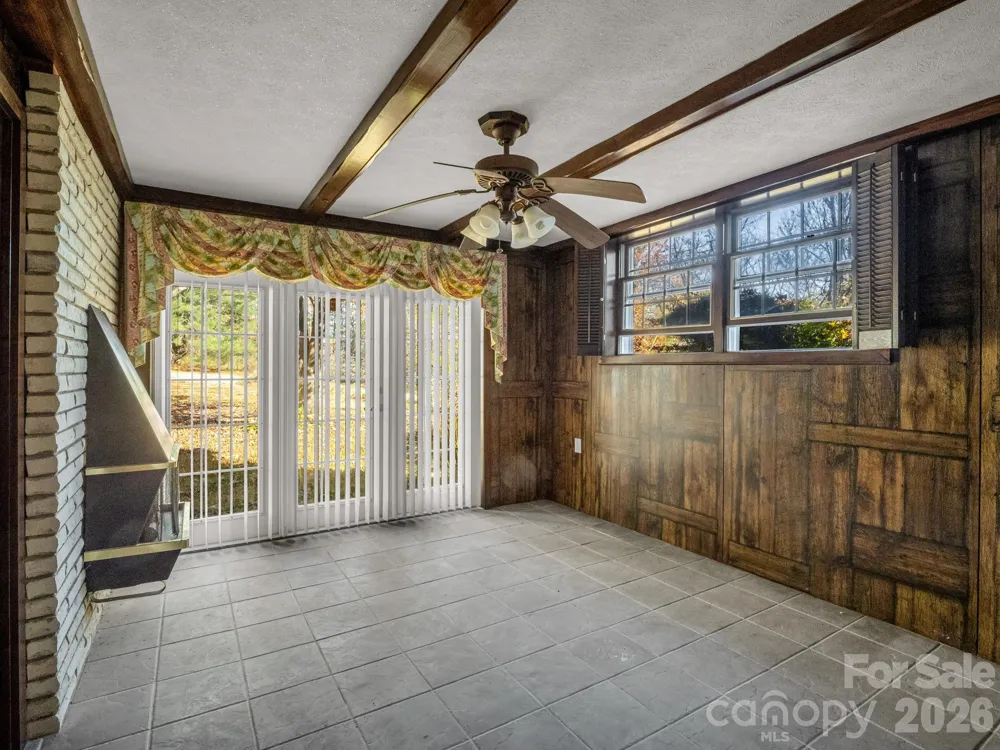 1867 Fruitland Road Hendersonville, NC 28792