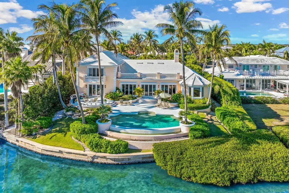 1640 JEAN LAFITTE DRIVE Boca Grande, FL 33921