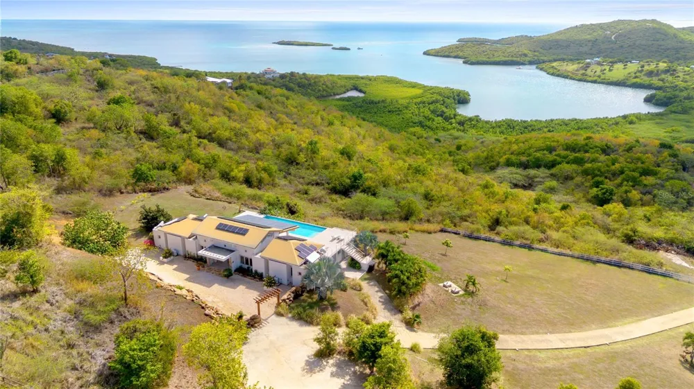 11 BARRIO FRAILES Culebra, PR 00775