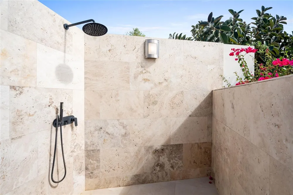11 BARRIO FRAILES Culebra, PR 00775