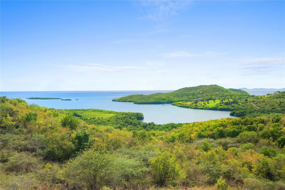 11 BARRIO FRAILES Culebra, PR 00775