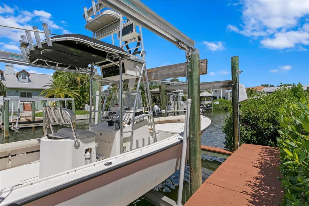 25 W SPANISH MAIN STREET Tampa, FL 33609