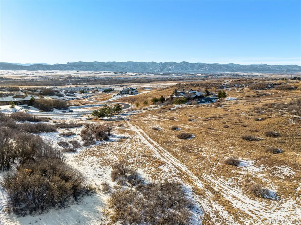 5237 Aspen Leaf Drive