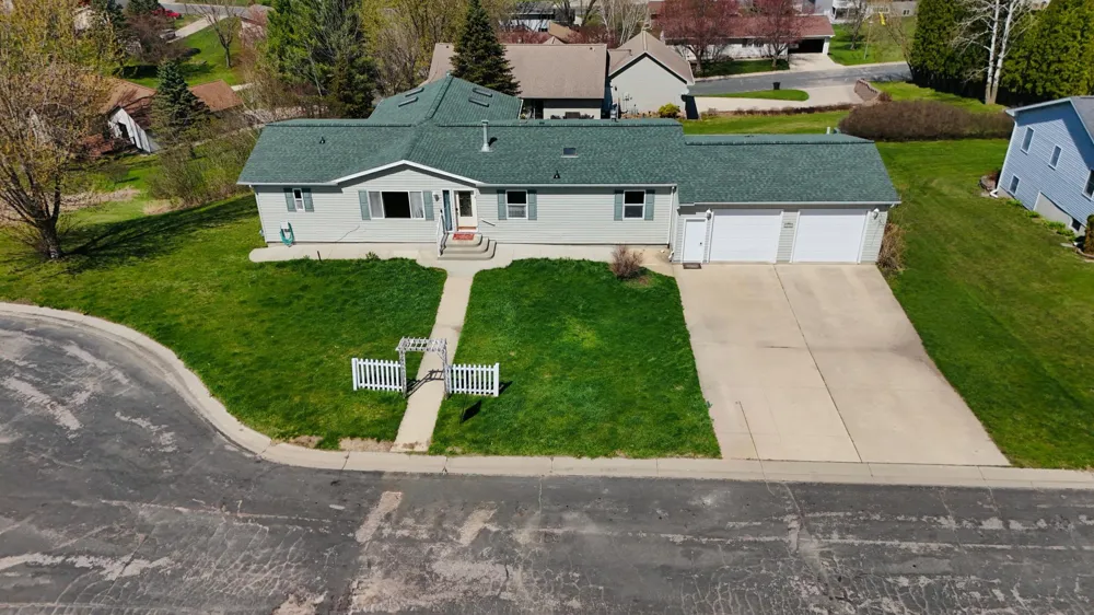 327 Parkside Drive SE Preston, MN 55965