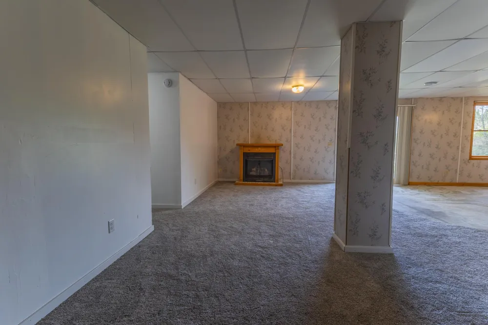 327 Parkside Drive SE Preston, MN 55965