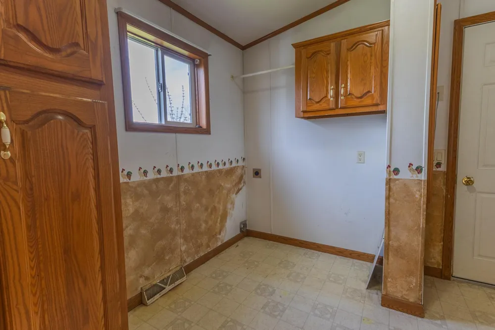 327 Parkside Drive SE Preston, MN 55965
