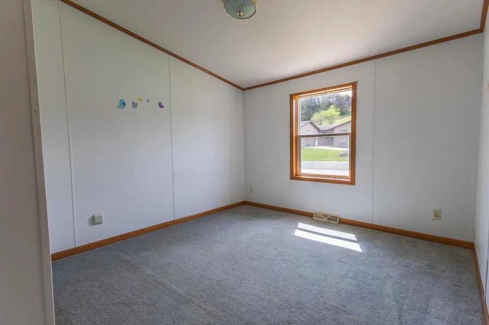 327 Parkside Drive SE Preston, MN 55965