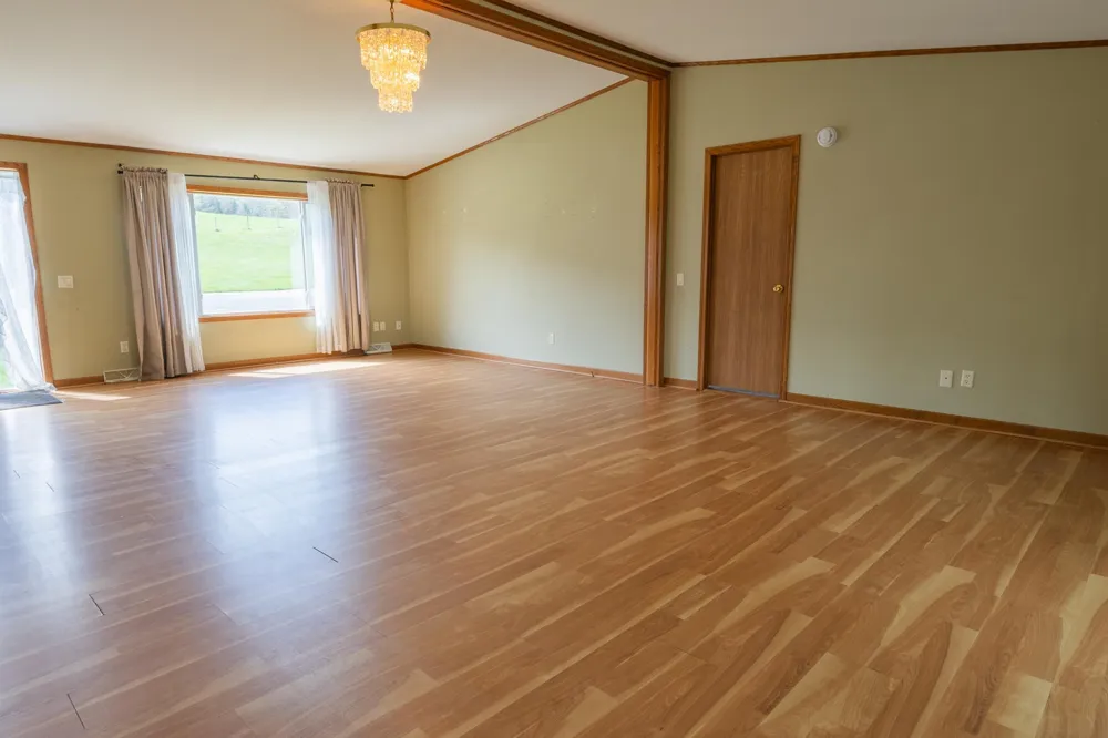 327 Parkside Drive SE Preston, MN 55965
