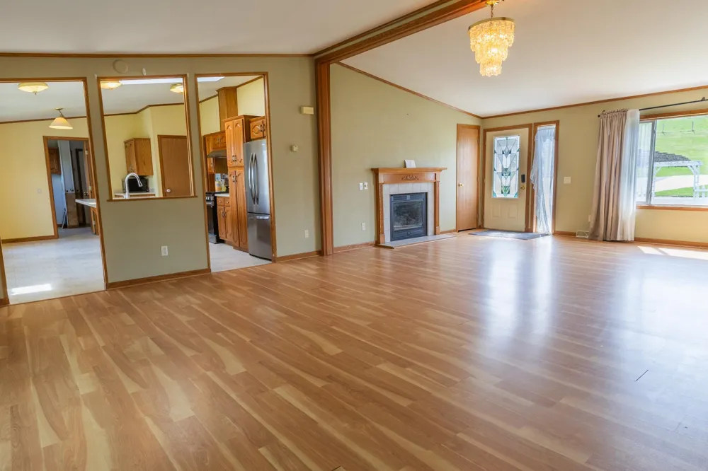 327 Parkside Drive SE Preston, MN 55965