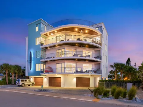 1140 SEASIDE DRIVE #301 & Penthouse