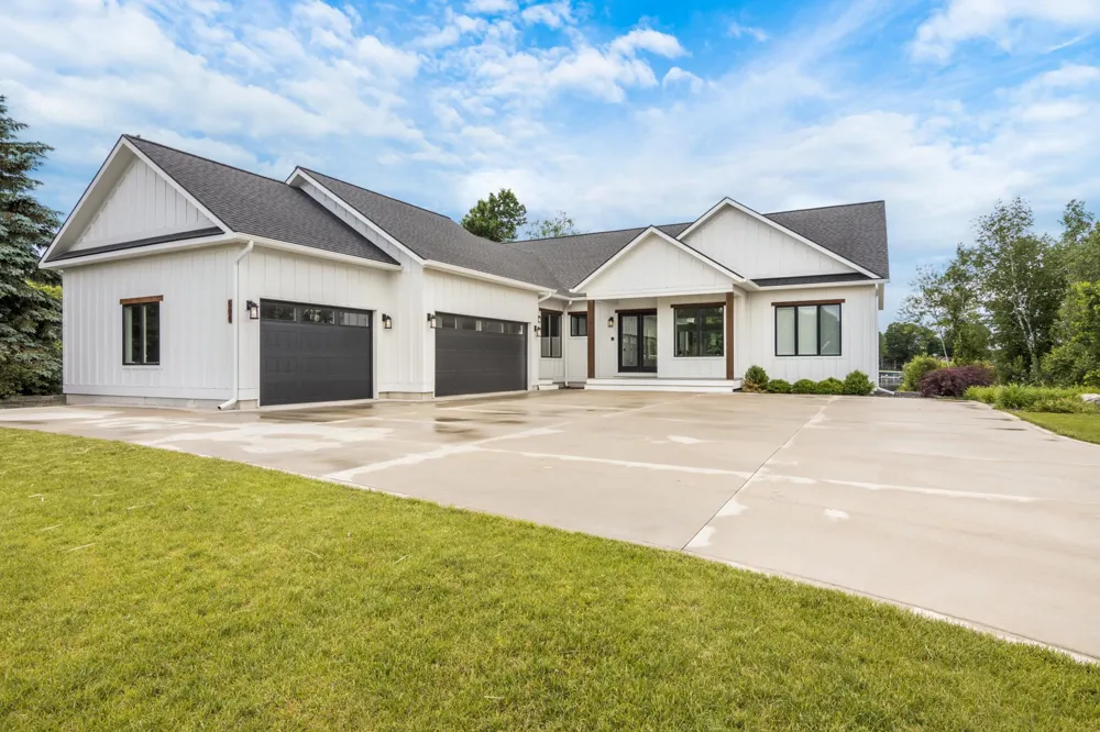 504 S East Silver Lake Road Blair Township, MI 49685