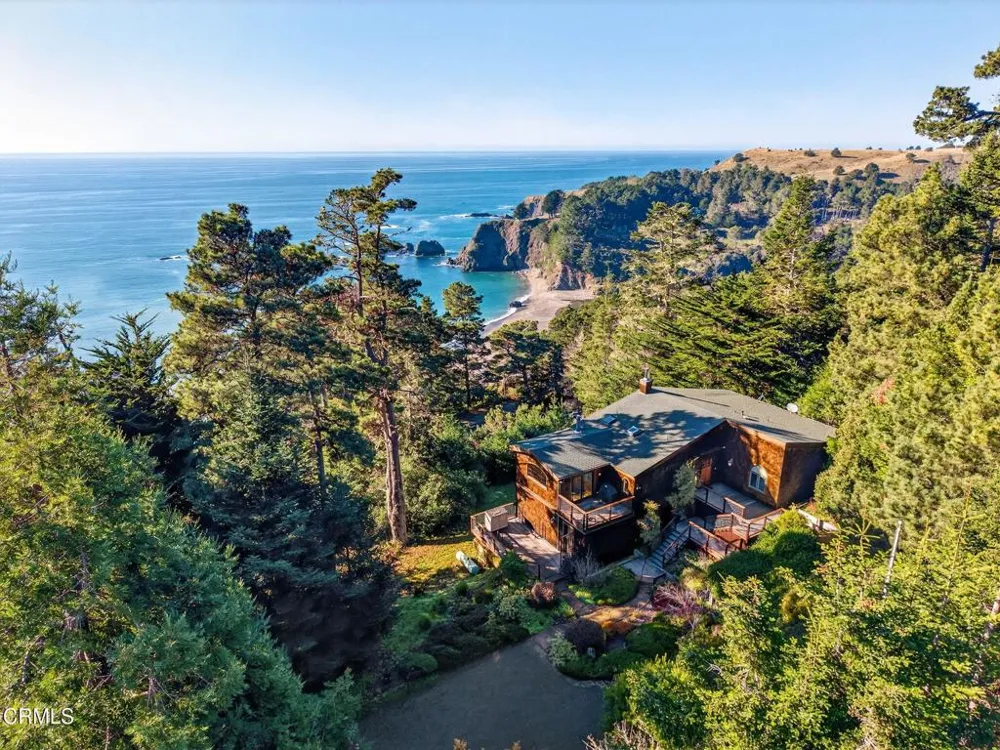 1101 Cameron Road Elk, CA 95432
