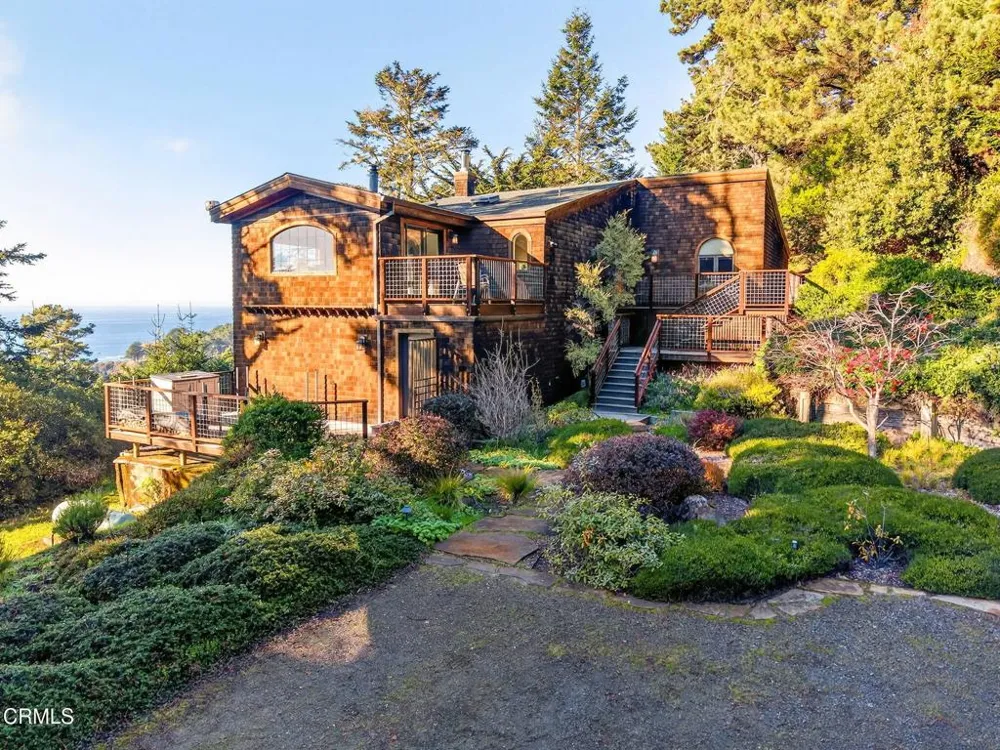 1101 Cameron Road Elk, CA 95432
