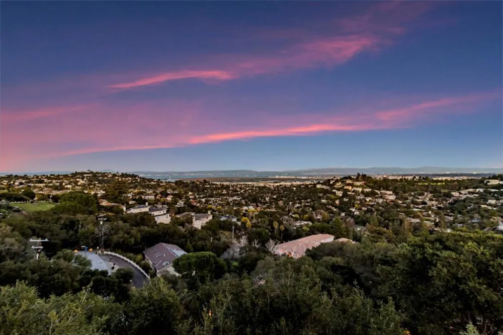 222 Oakley Avenue San Carlos, CA 94070