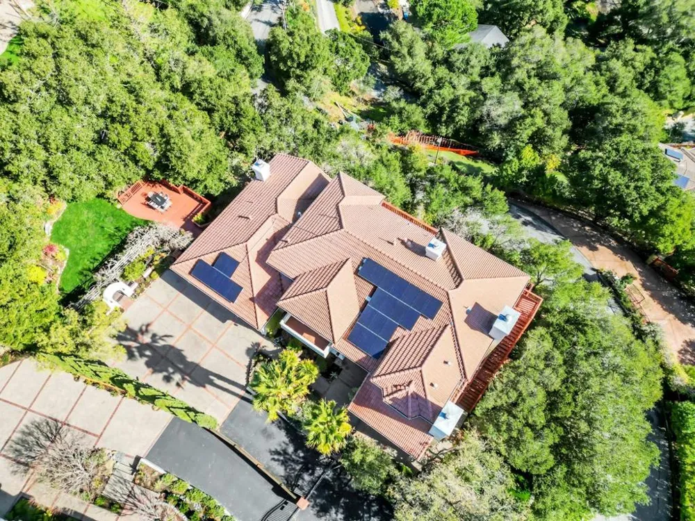 222 Oakley Avenue San Carlos, CA 94070