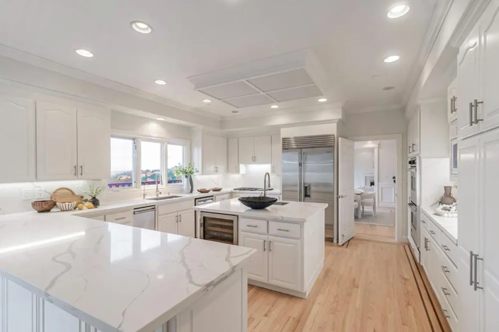 222 Oakley Avenue San Carlos, CA 94070