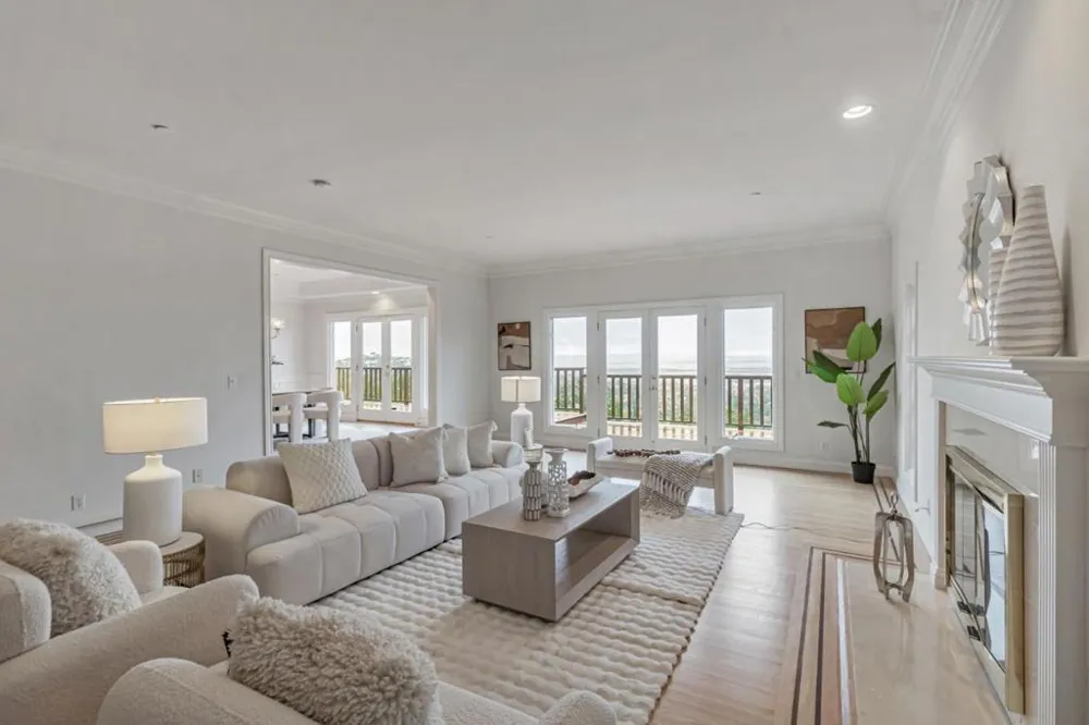 222 Oakley Avenue San Carlos, CA 94070