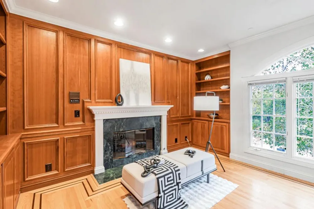 222 Oakley Avenue San Carlos, CA 94070