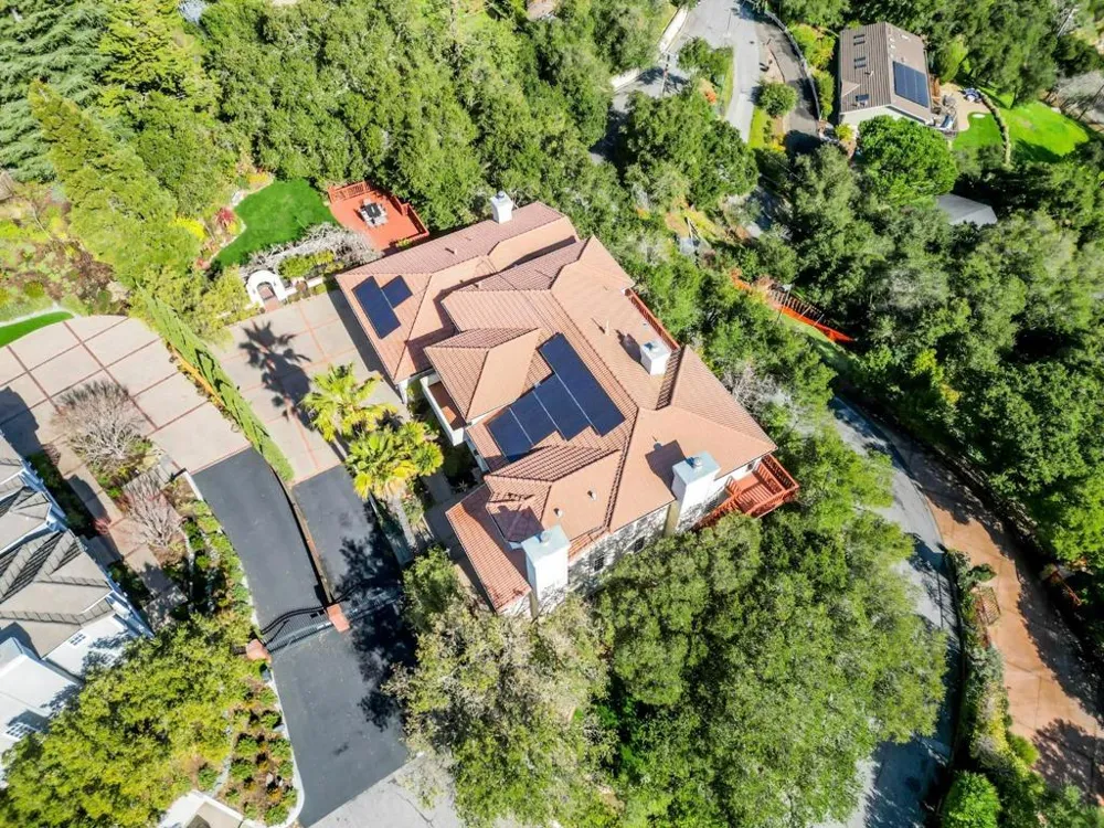 222 Oakley Avenue San Carlos, CA 94070