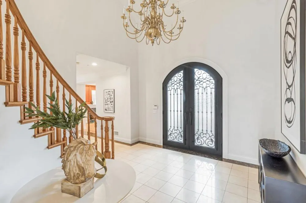 222 Oakley Avenue San Carlos, CA 94070