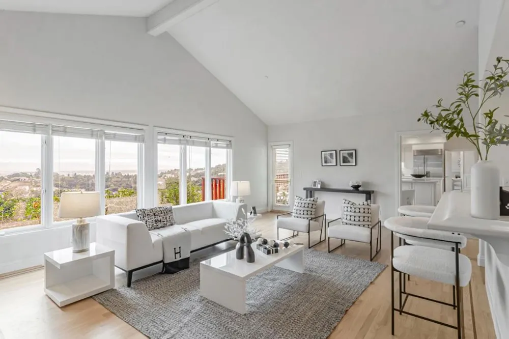 222 Oakley Avenue San Carlos, CA 94070