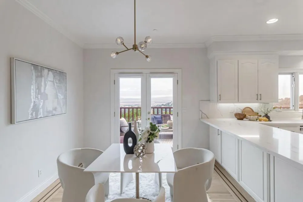 222 Oakley Avenue San Carlos, CA 94070
