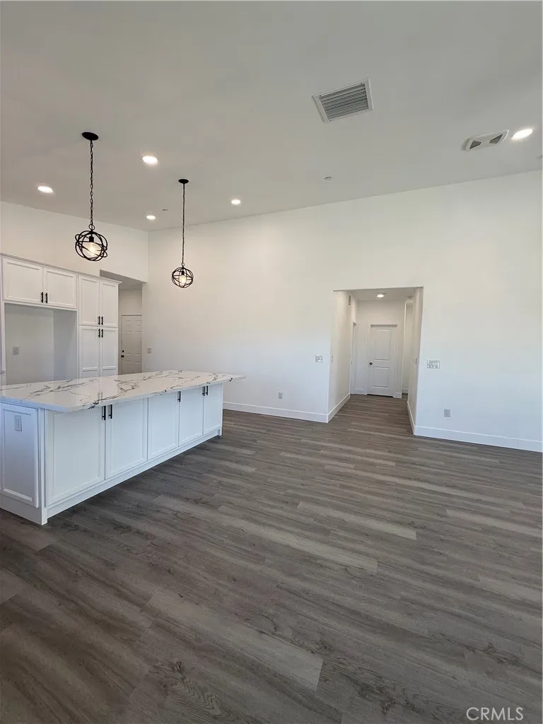 2115 Seville Pl. Pinon Hills, CA 92372