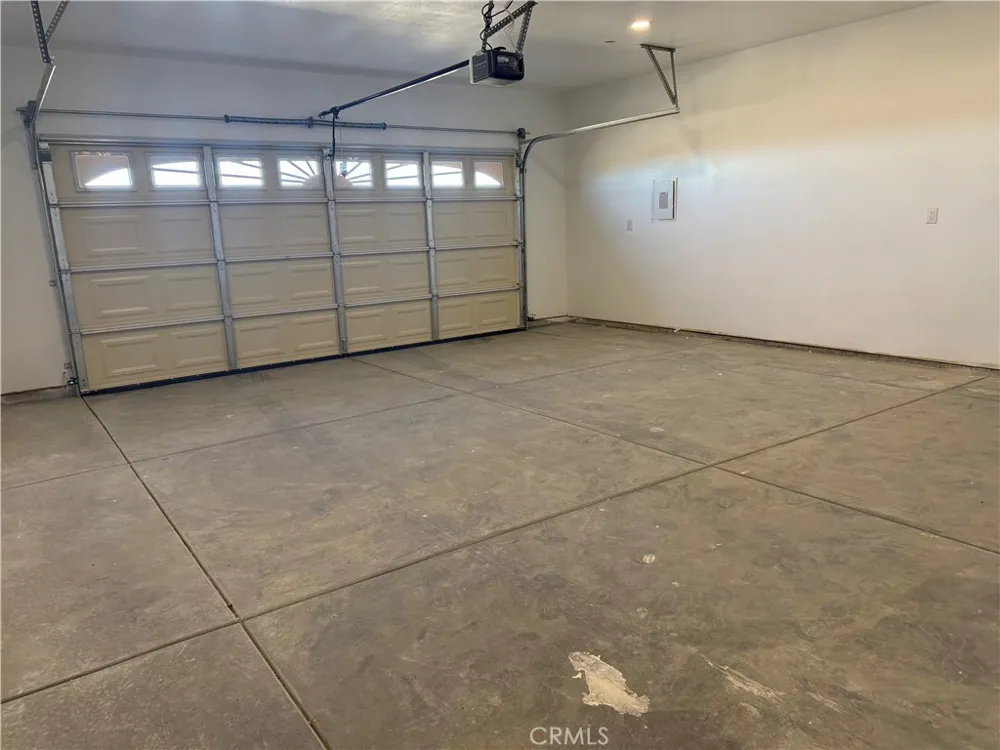 2115 Seville Pl. Pinon Hills, CA 92372