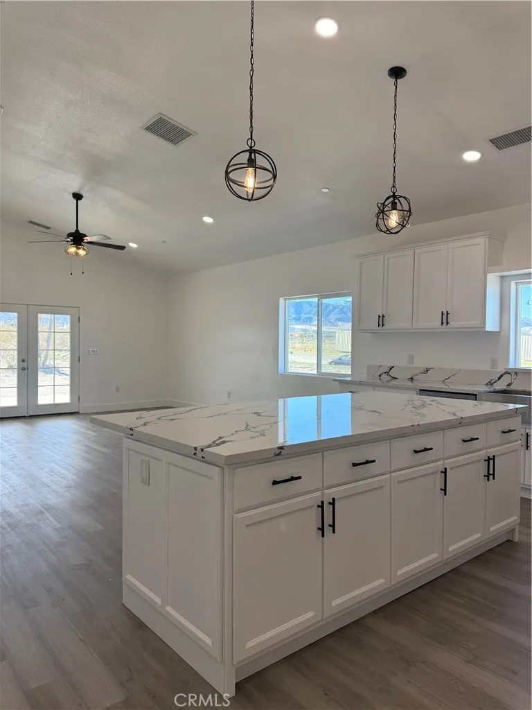 2115 Seville Pl. Pinon Hills, CA 92372