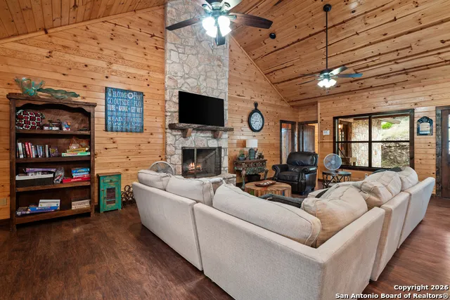 1539 River Road Concan, TX 78838