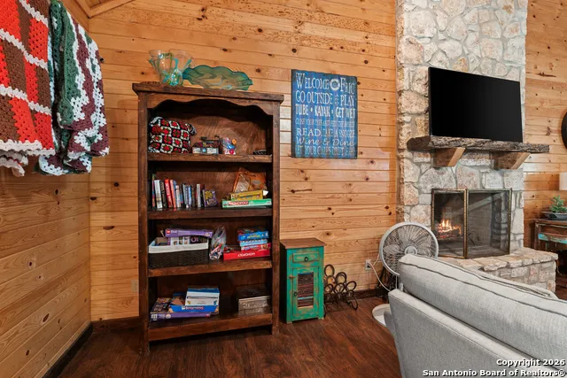 1539 River Road Concan, TX 78838